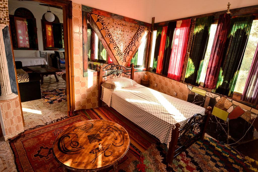 Maison D'Hotes Ait Bou Izryane Timoulilt Екстериор снимка