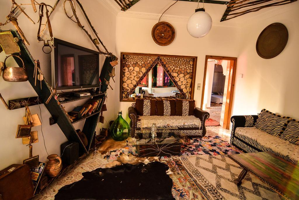 Maison D'Hotes Ait Bou Izryane Timoulilt Екстериор снимка